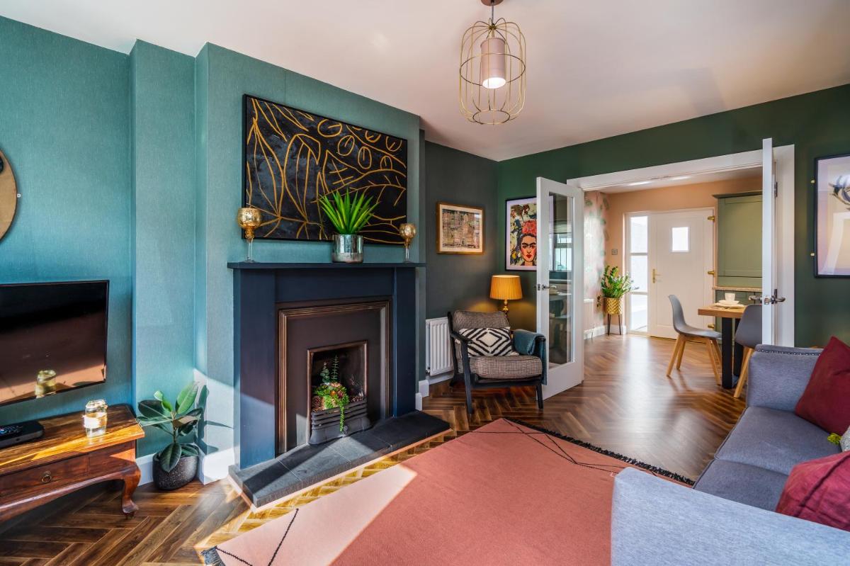 Finn McCool's - Housity