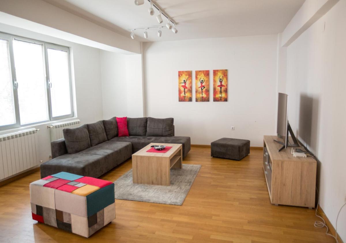 Suitetrails - Three Bedroom Apartment Near City Center
