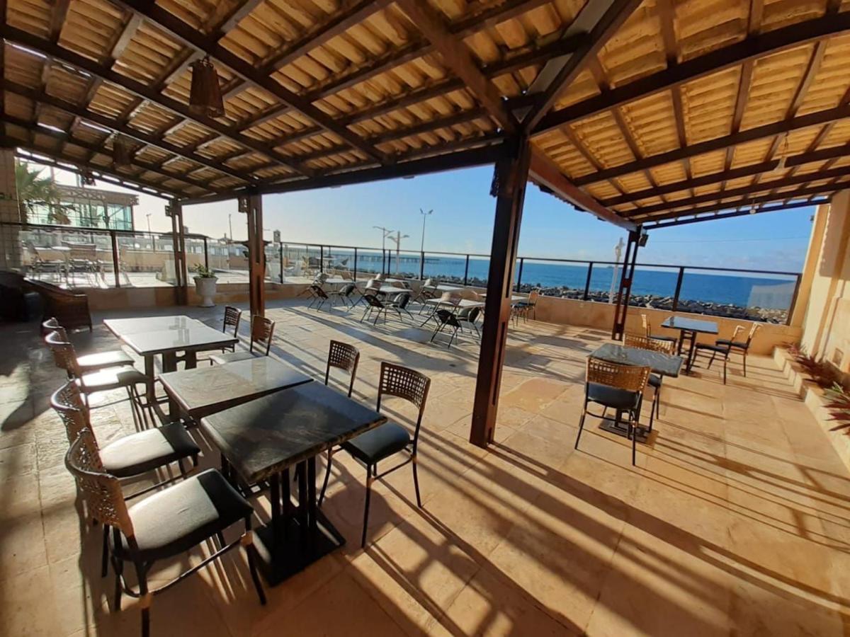 106 Flat mobiliado na Praia de Iracema - Housity