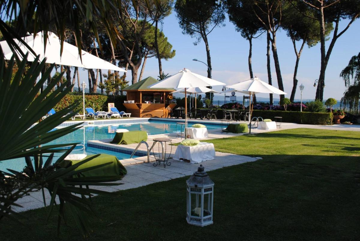 Platani Hotel - Housity