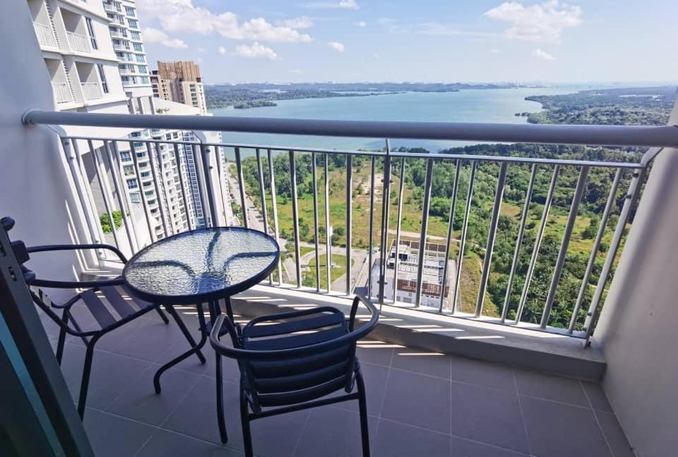 Teega Suites Puteri Harbour #Seaview Unit - Housity