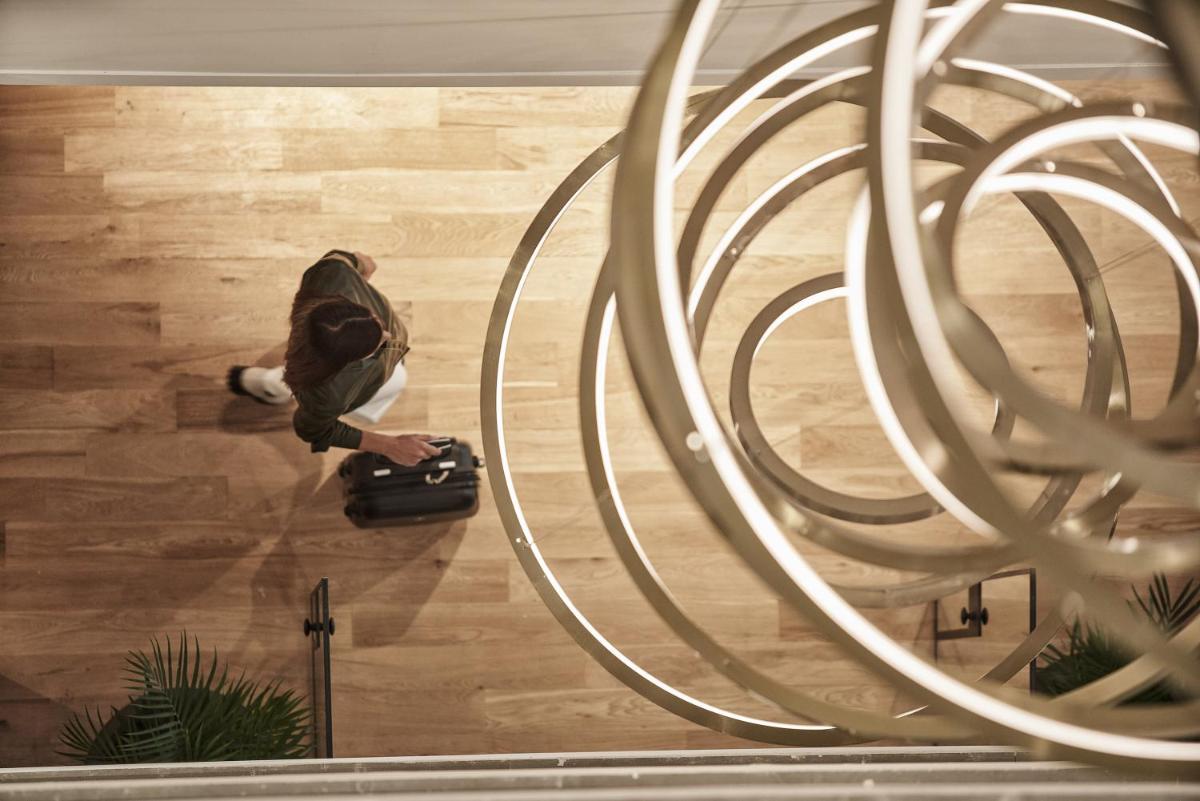 Vanoro Hotel - Housity