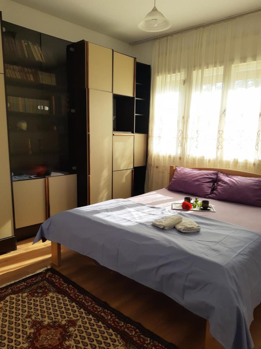 Vanja's happy place - Housity