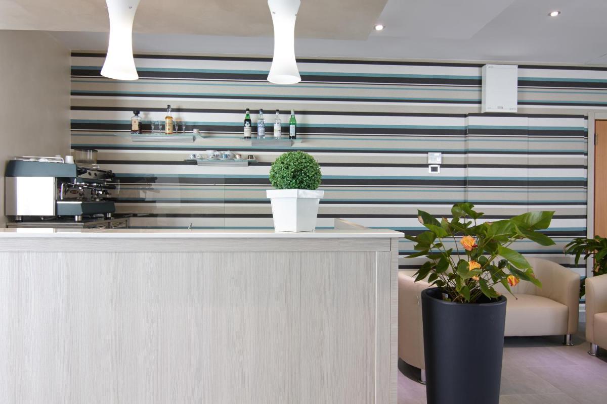 Albergo Villa Bianca - Housity