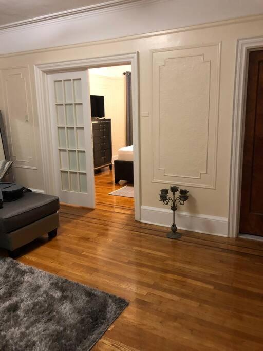 Suitetrails - Canarsie Home Away 2 BR Apt