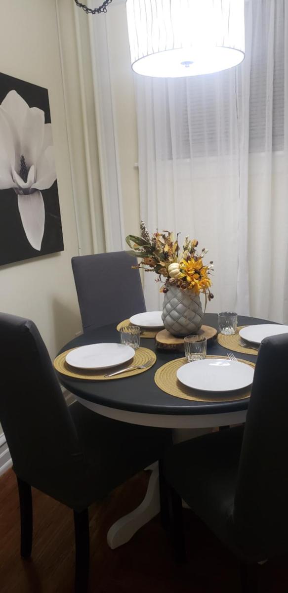 Cozy &amp; Entire Unit - Housity