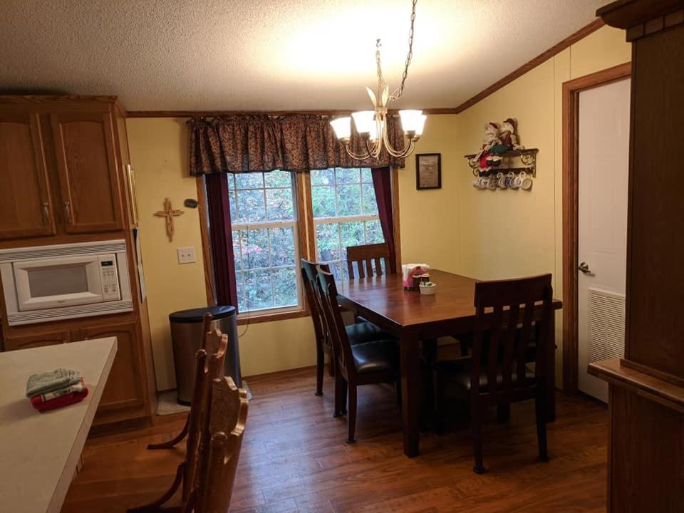 Thomas Holiday Home - Housity