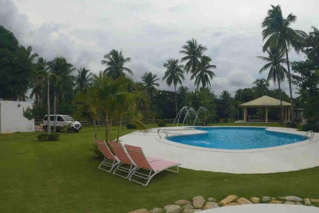 Casa Elena Staycation - Housity