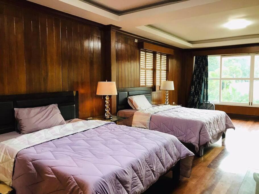 Casa Elena Staycation - Housity