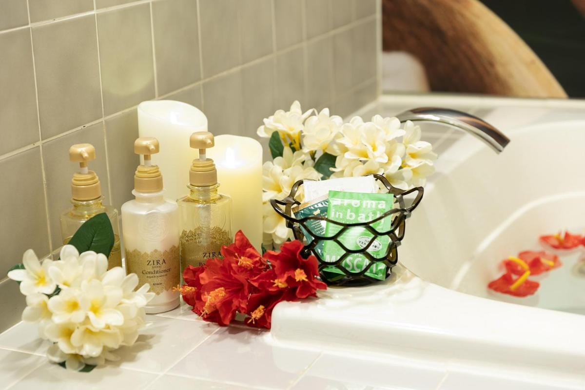 ホテル チャペルココナッツ 亀山 - Housity