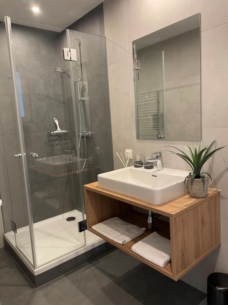 Seaways Apartments - Housity