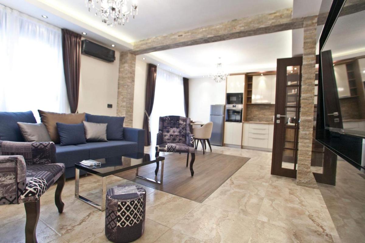 Belgrade's 1st class apartment, Vracar - Housity