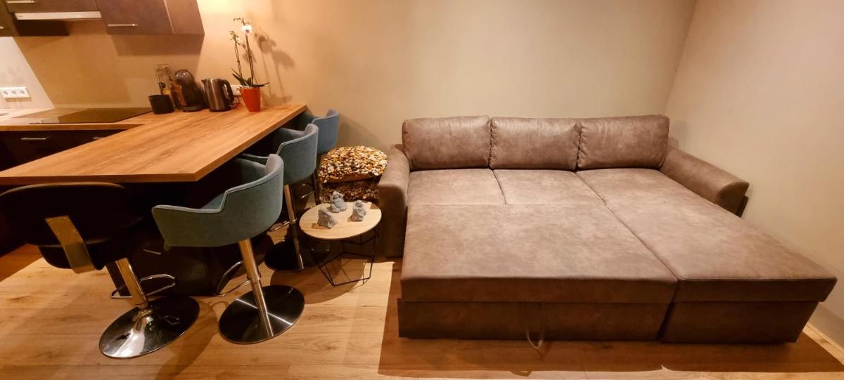 Inntermezzo - Housity