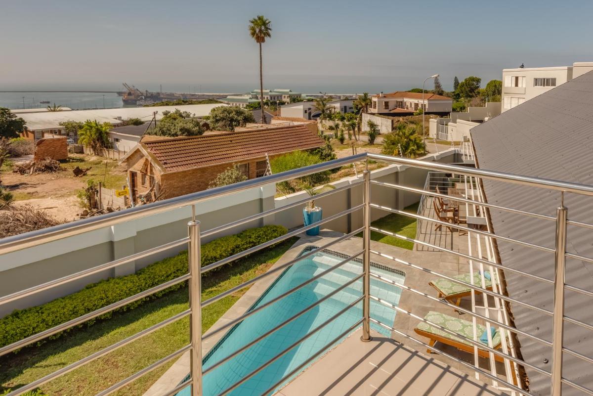 Port Elizabeth - Harbour Executive Loft Apartment - Housity