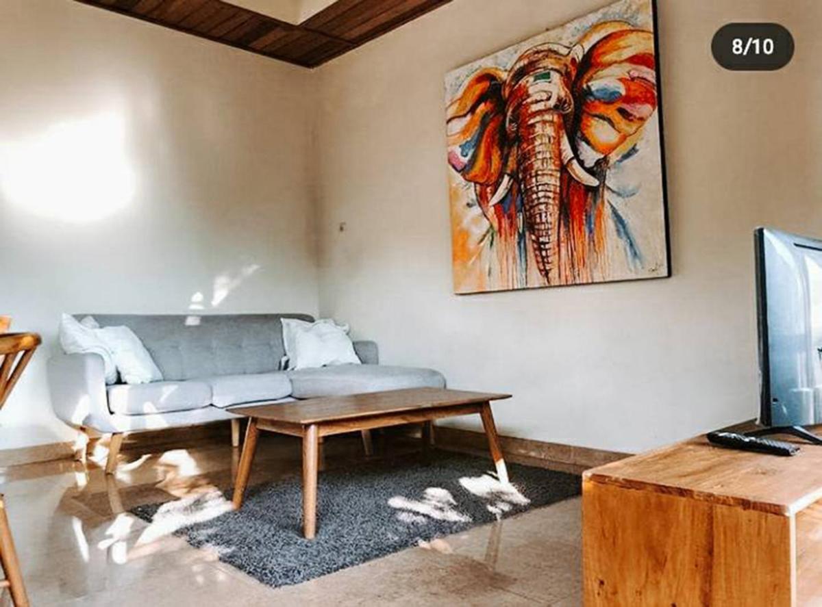 Casa Lola Villa - Housity