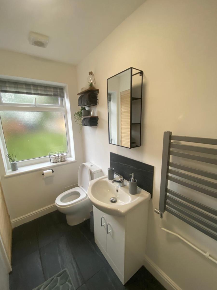 Lovely 1-bedroom apartment with garden and parking - Housity