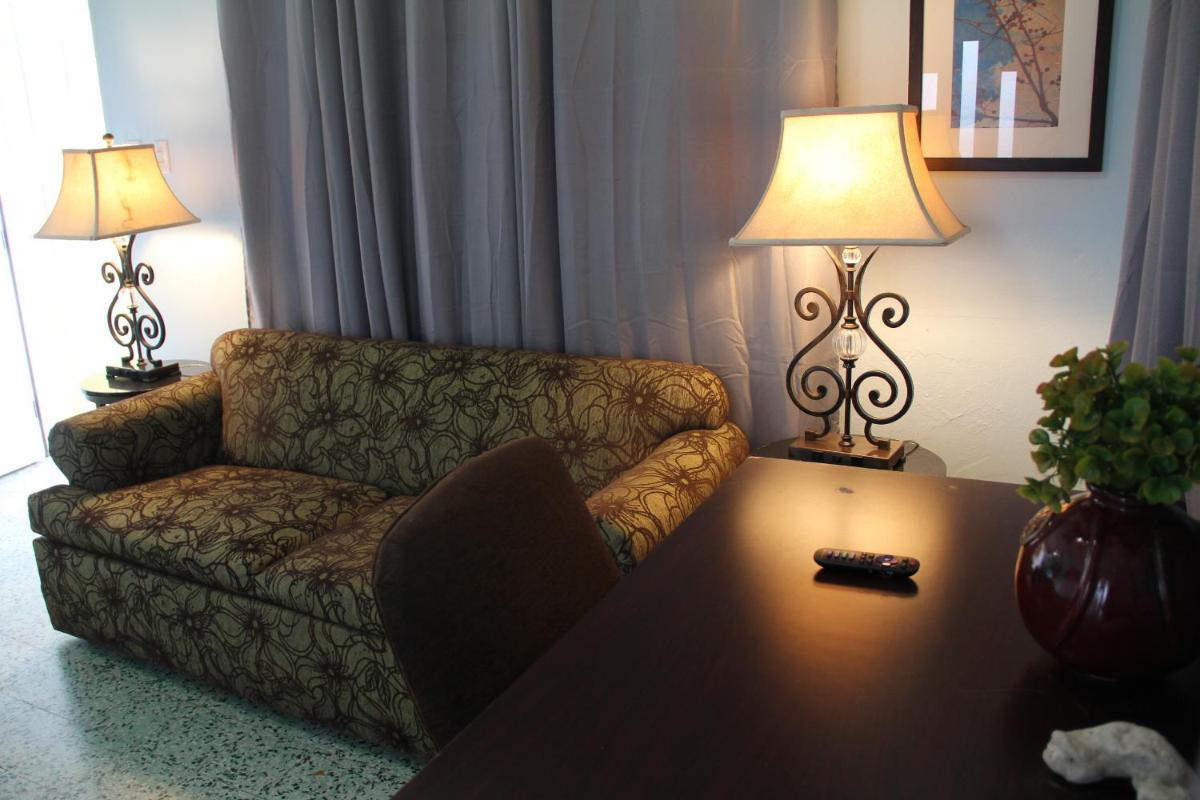 Laguna-Near Beach, Economical, Main House and or More - Housity
