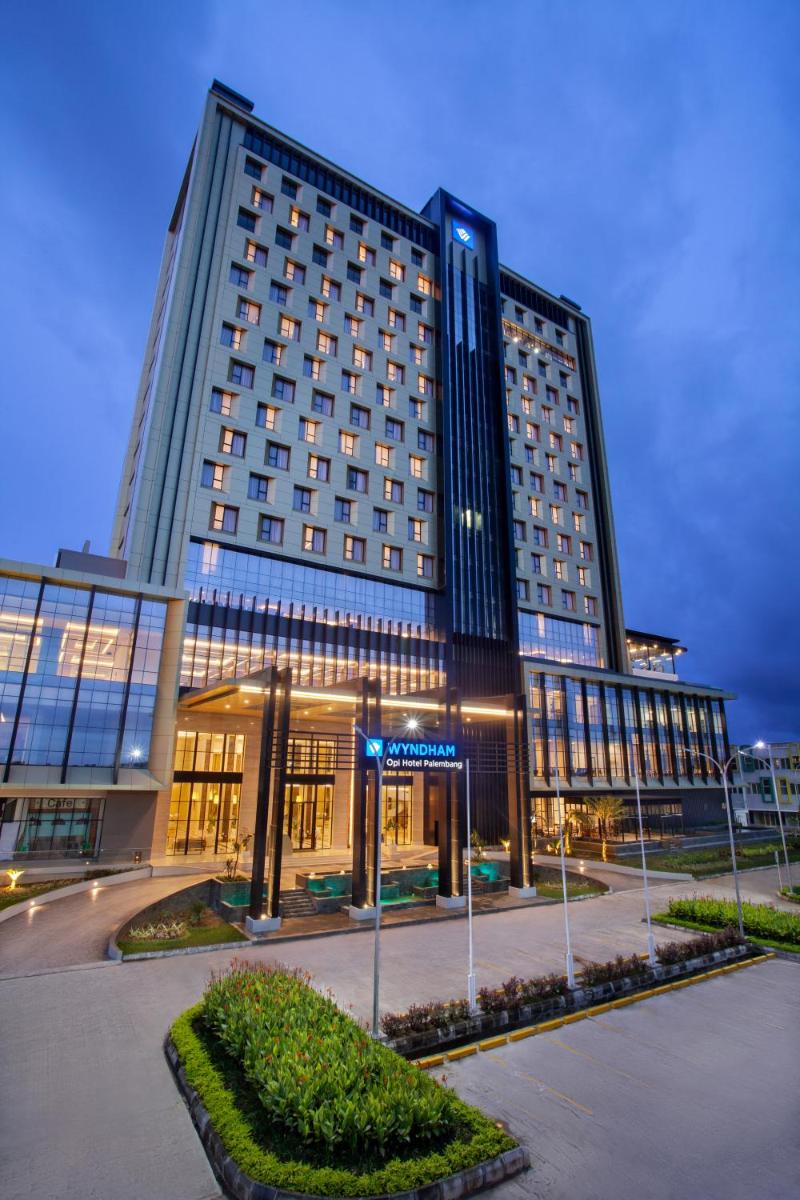Wyndham Opi Hotel Palembang - Housity