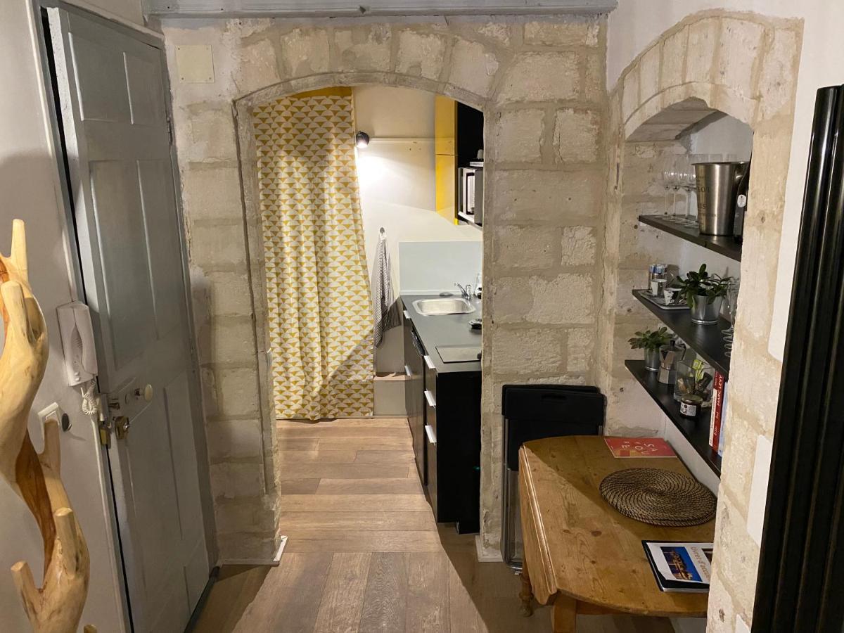 Lovely Avignon - Studio de charme plein centre - proche palais des papes - Housity