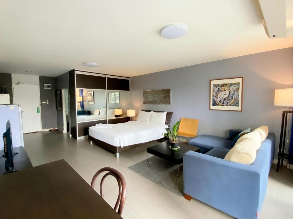 The Studio at Sathorn Terrace - Housity