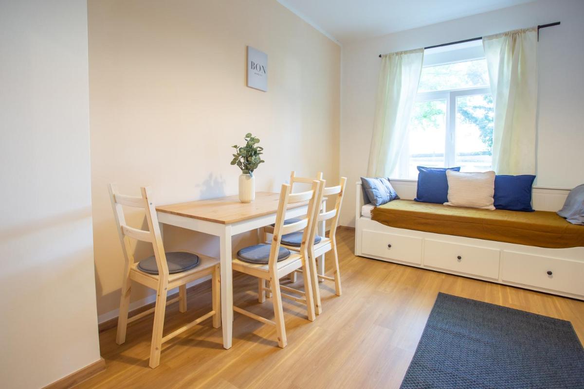 FullHouse - Halle - B2 - Daylight Bathroom - Nespresso - Housity