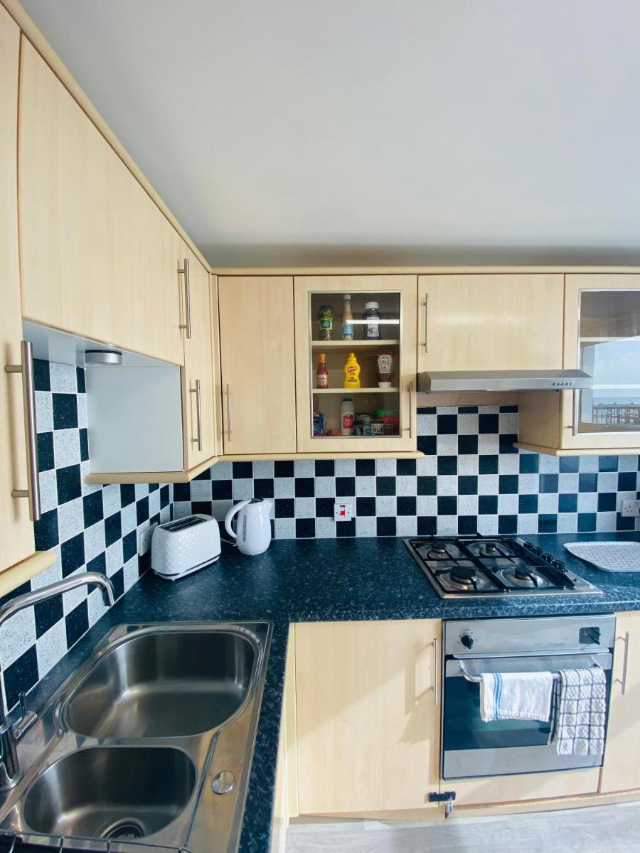Suitetrails - Sea Front White Rock Apartment