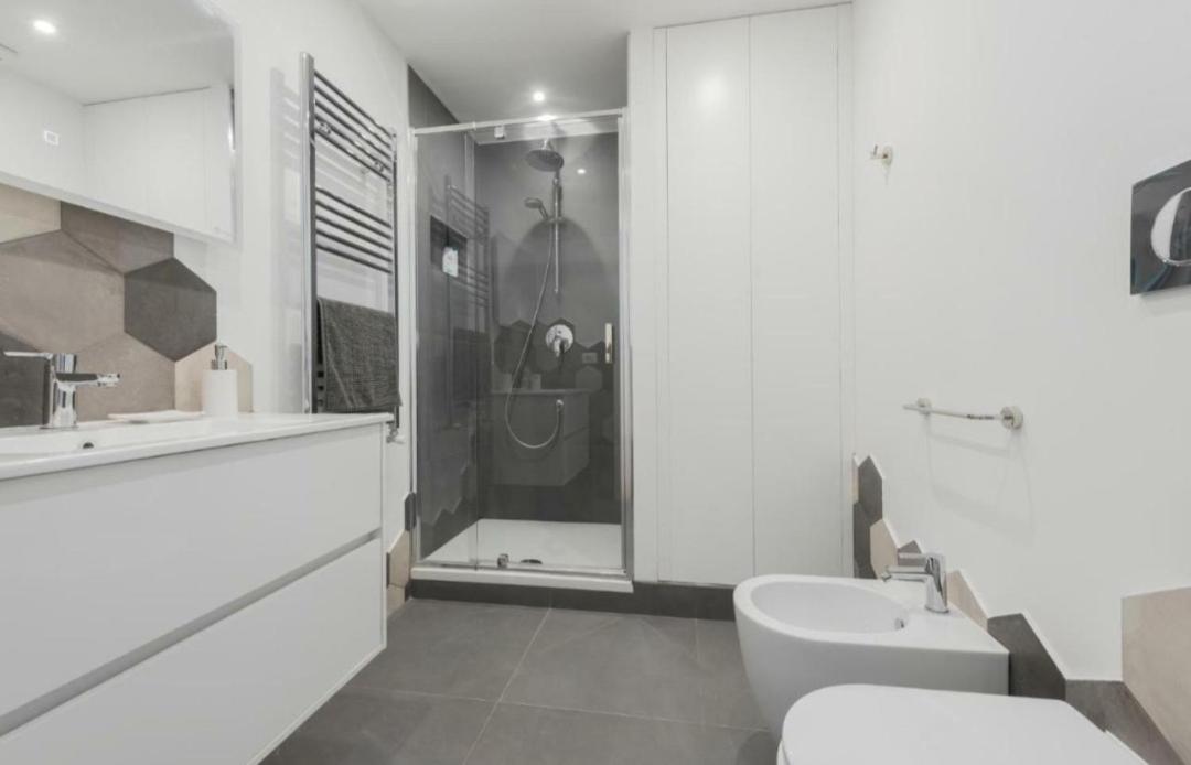 Farini Suite - Housity