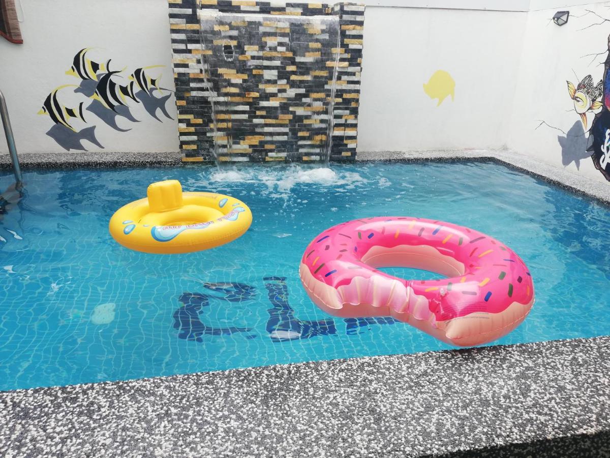Casa LiLa Homestay Private Pool Taman Kota Seribong Kota Bharu - Housity