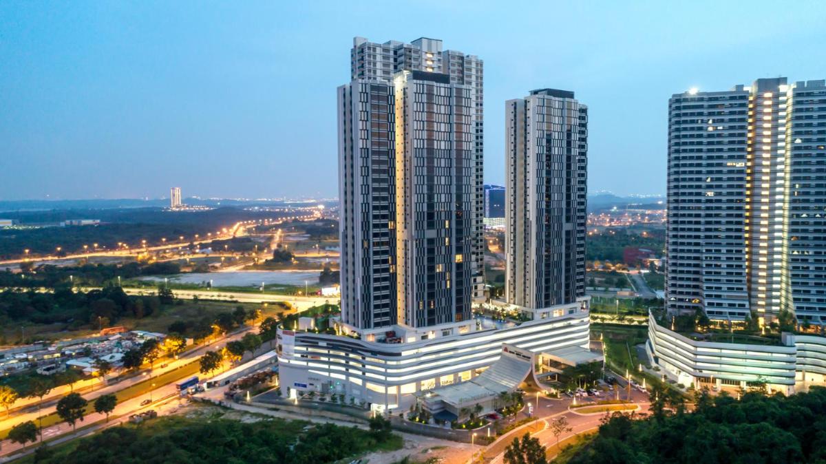 Suitetrails - Ramada Meridin Johor Bahru