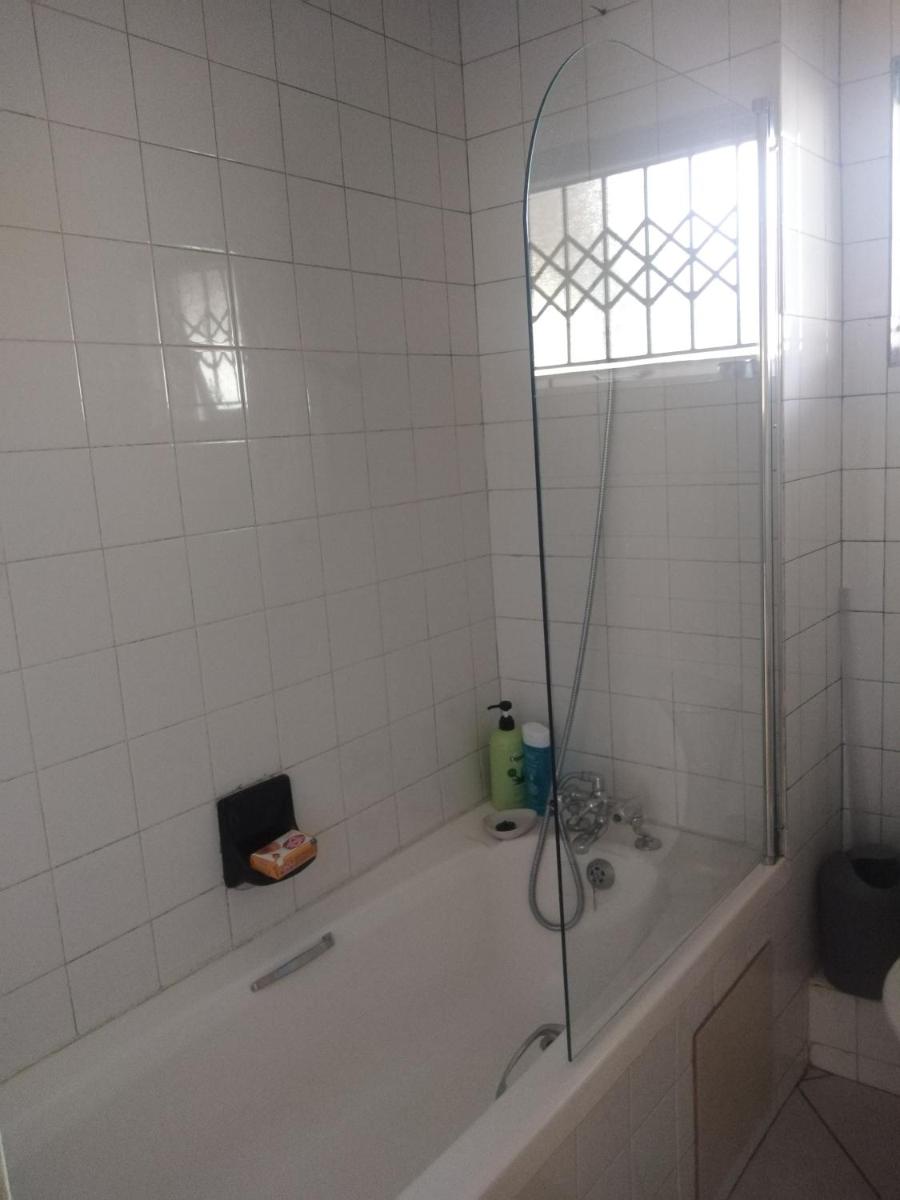 Morningside Self Catering Apartment - Housity