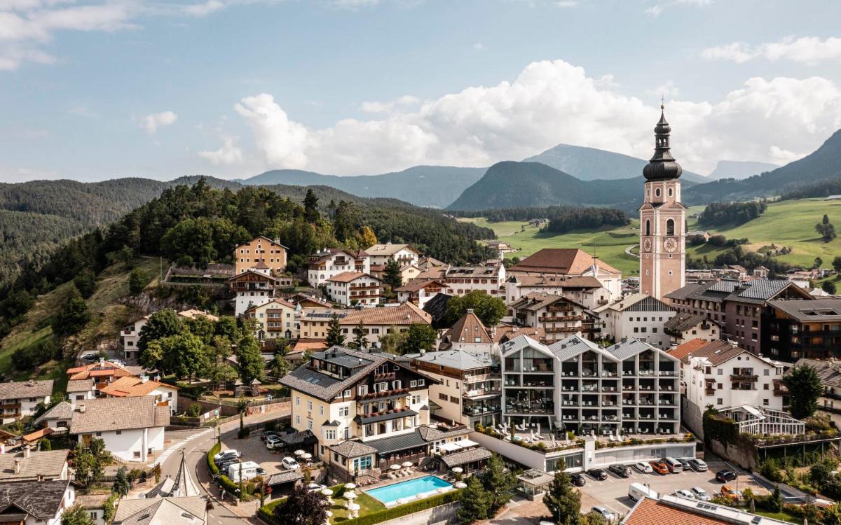 Hotel Villa Kastelruth - Housity