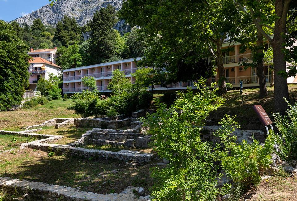 Tourist Settlement Brzet - Housity
