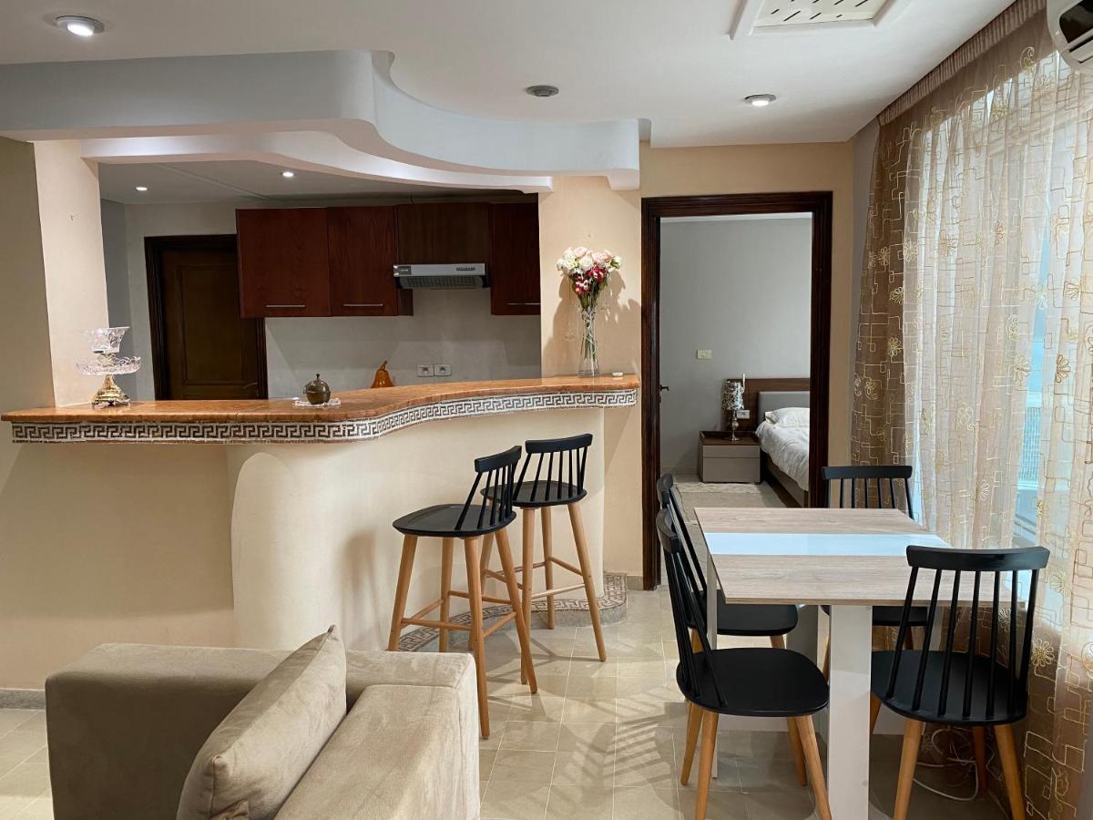 Lac Palace Luxury Apartment-2 Bdr - Housity