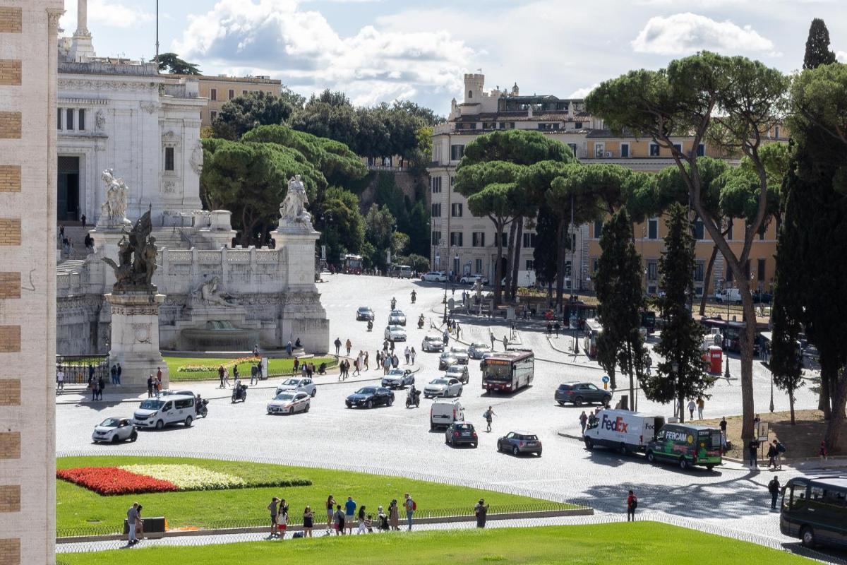 Hotel Castellino Roma - Housity