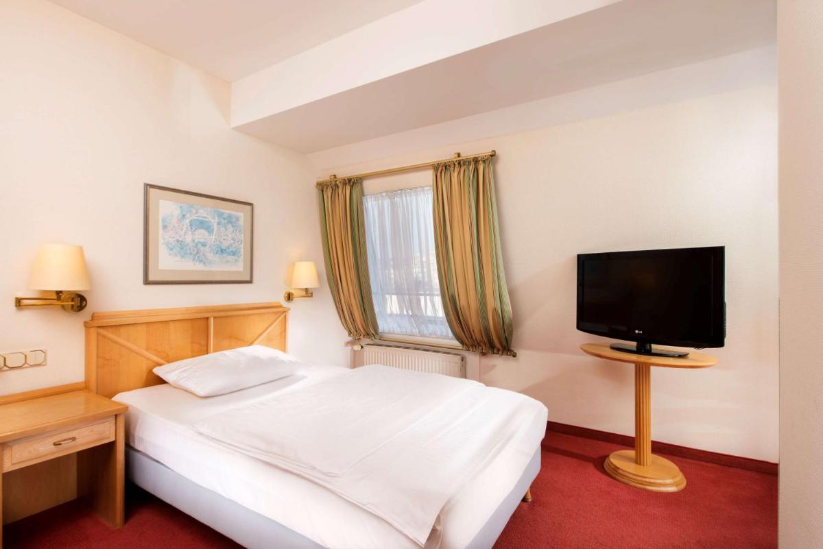 TRYP by Wyndham Köln City Centre - Housity
