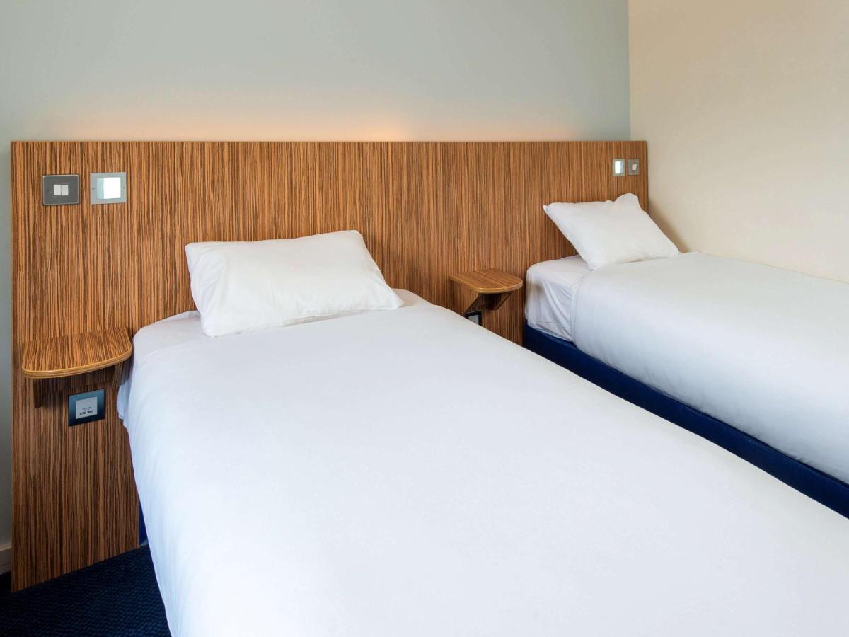 Go2 Portishead Marina Hotel - Housity