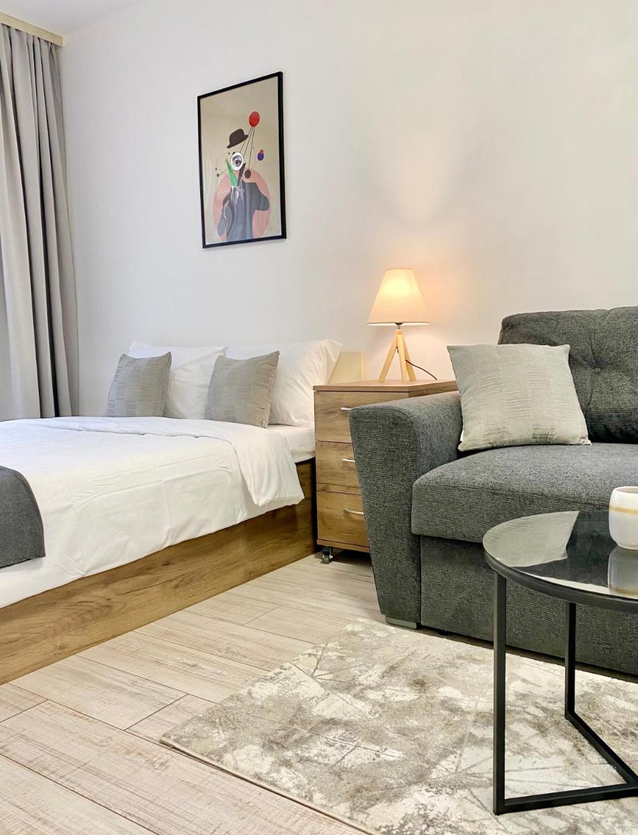 Suitetrails - Modern Studio for 4 persons with Fast Wi-fi
