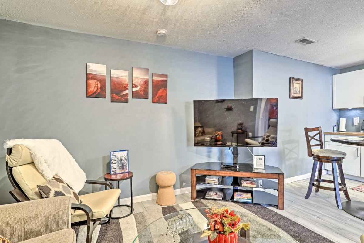 Lower-Level Woodbridge Apt with Patio - 32 Mi to DC! - Housity
