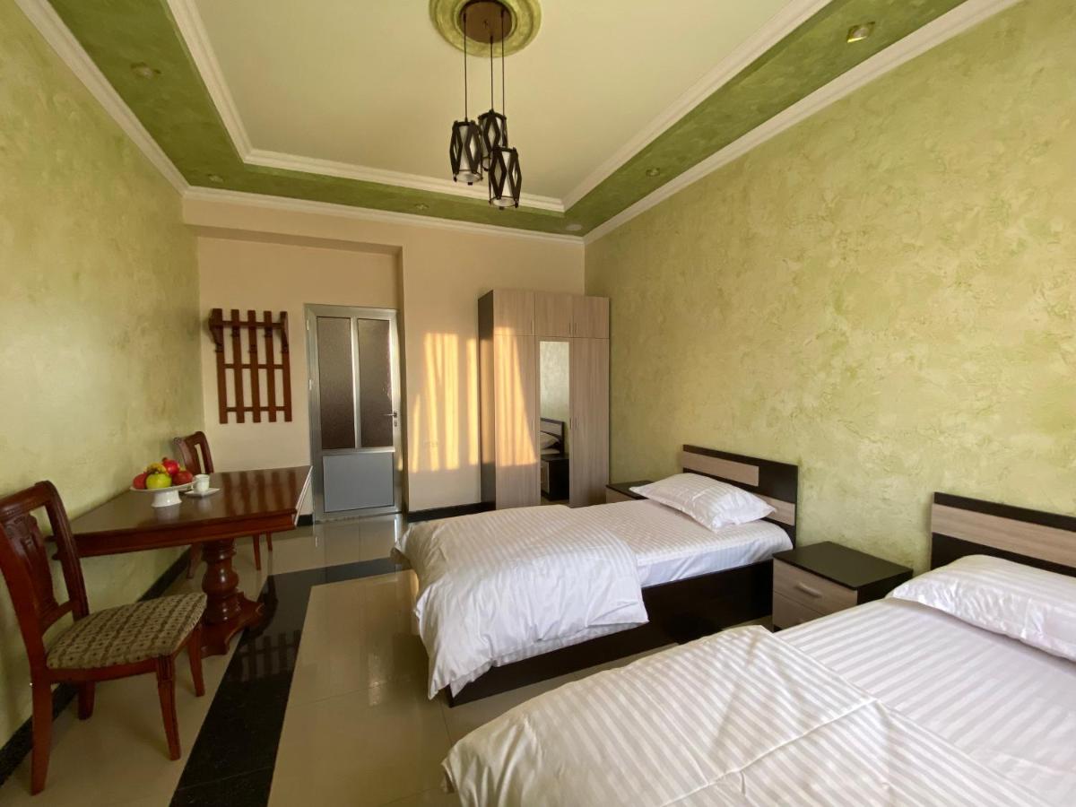 Suitetrails - KangAr guest house