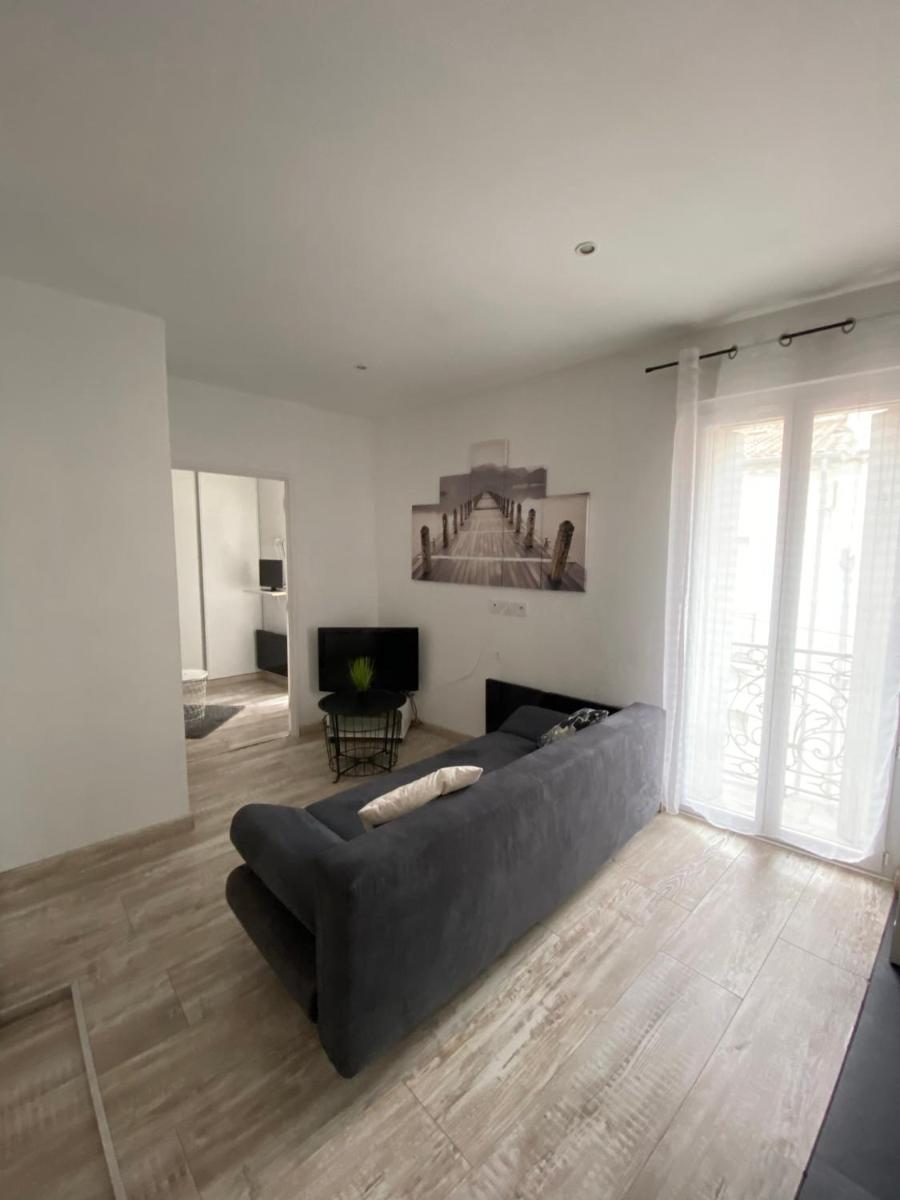 Arcole 5 - Jolie appartement centre ville de Beziers avec Garage- Wifi -Tv connectée - Housity