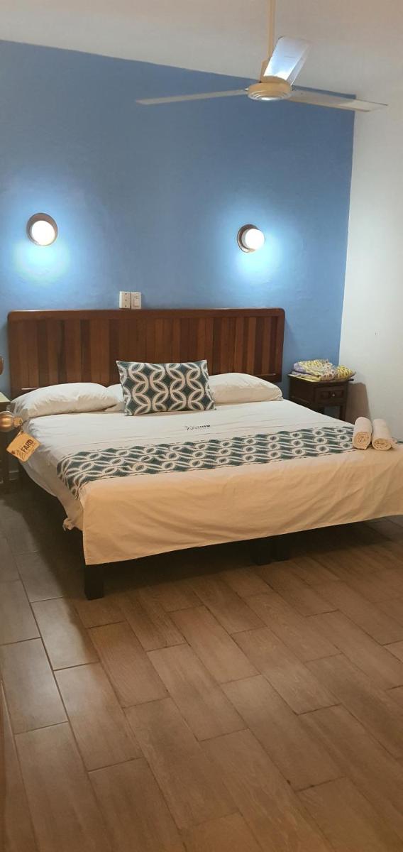 Hotel El Faro Malecon - Housity