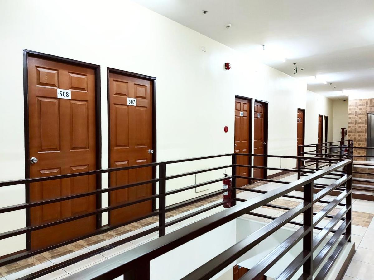airobedz MANILA - near Taft Avenue - Housity