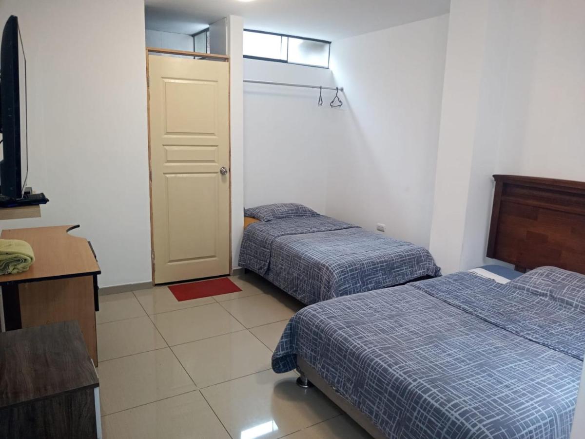 Peruvian Family Hostal Miraflores - Housity