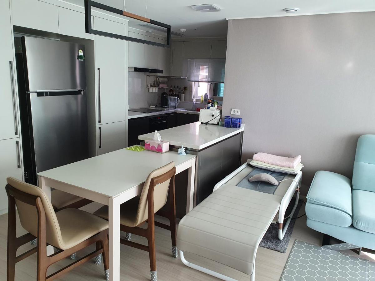 Female only shared apartment - Housity