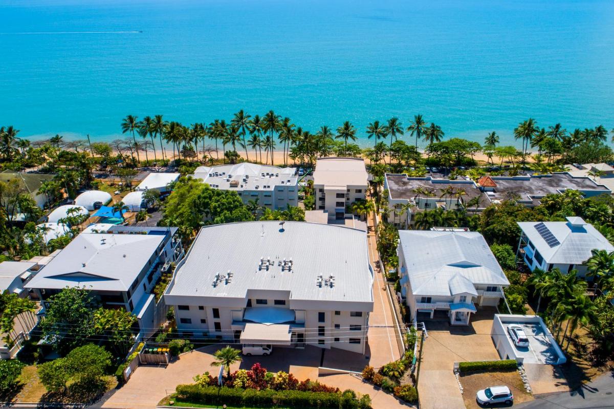Meridien Beachfront Apartments at Trinity Beach - Housity