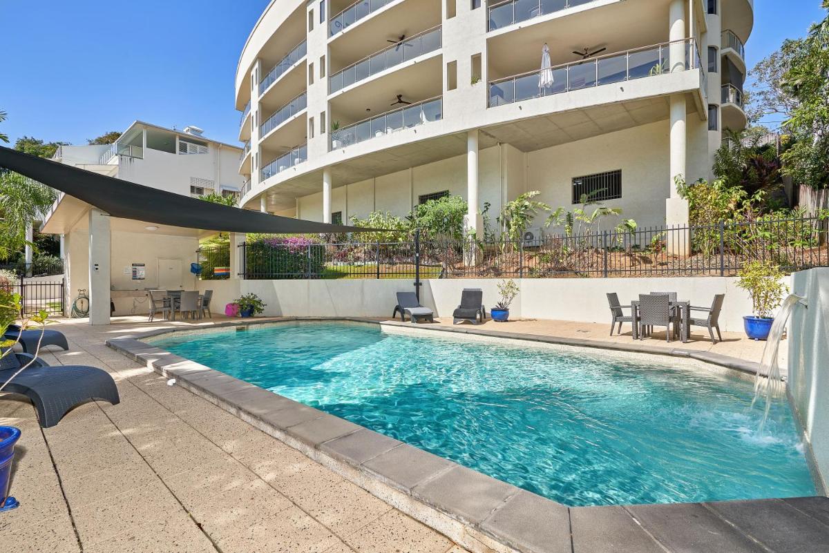 Meridien Beachfront Apartments at Trinity Beach - Housity