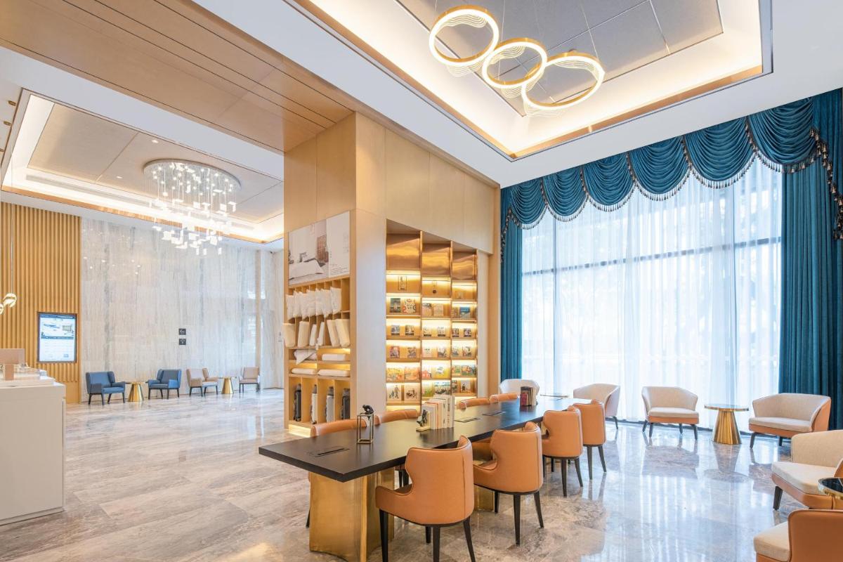 Atour Hotel Lanzhou Xigu - Housity