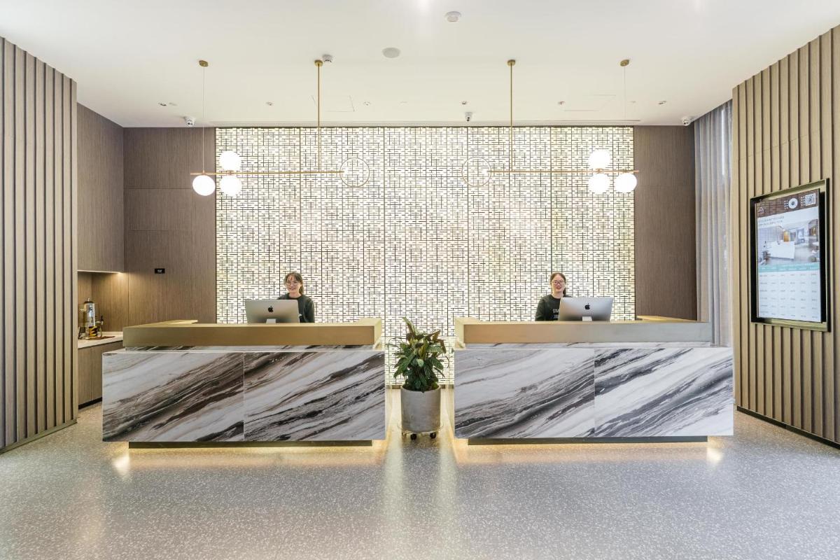 Atour Hotel Jiaxing Haiyan Haifeng Road - Housity