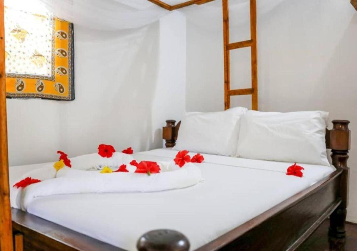 Mobydick Bungalow Nungwi - Housity