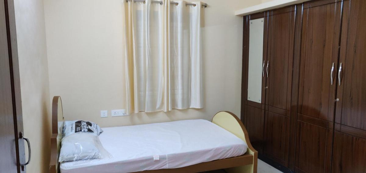 Dev's Residency - Housity